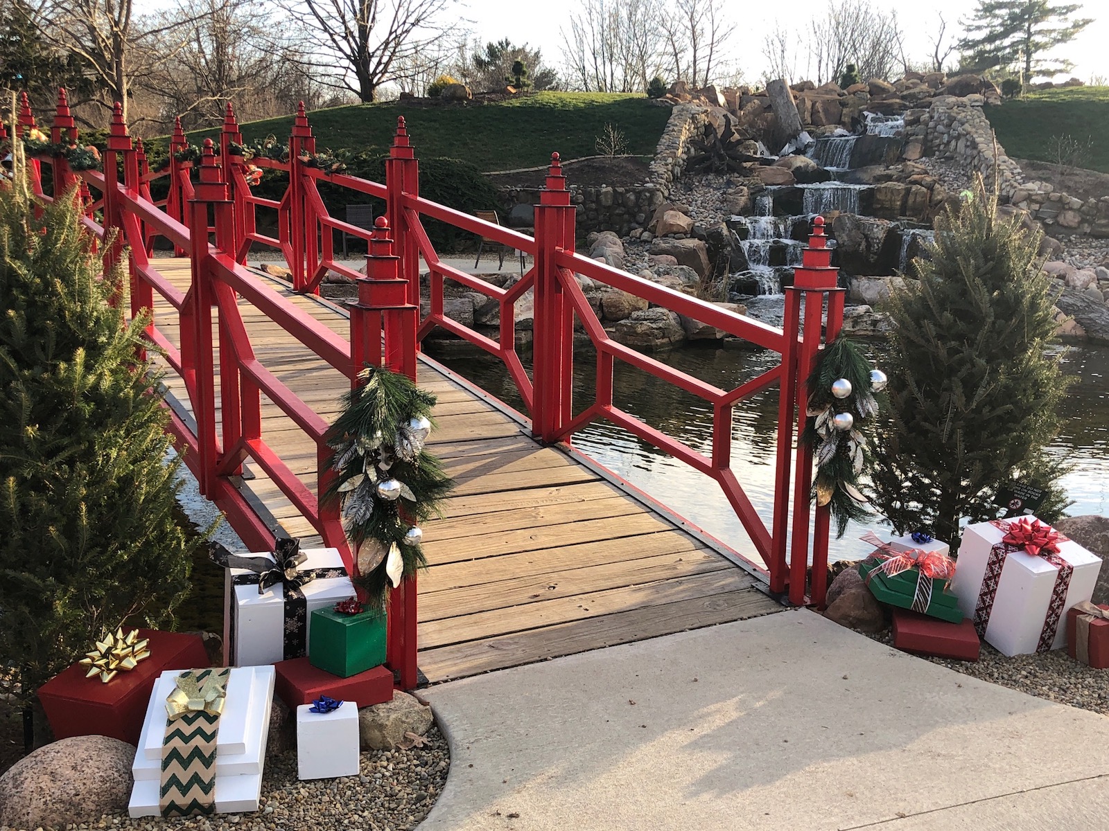 Botanical Garden at Lake of the Woods to Illuminate during Holidays for First Time